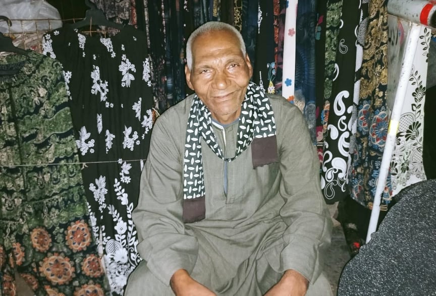 الشيخ عبدالناصر الفشني من زوار مولد الإمام الحسين - تصوير: أشرف إبراهيم