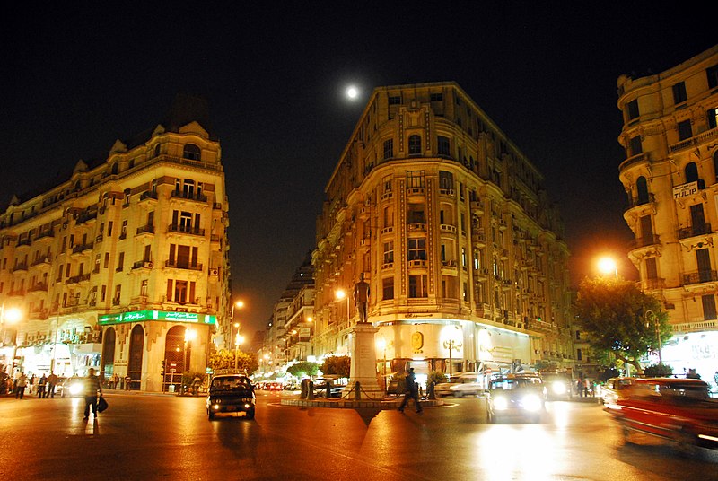 ميدان طلعت حرب الصورة من ويكيبيديا