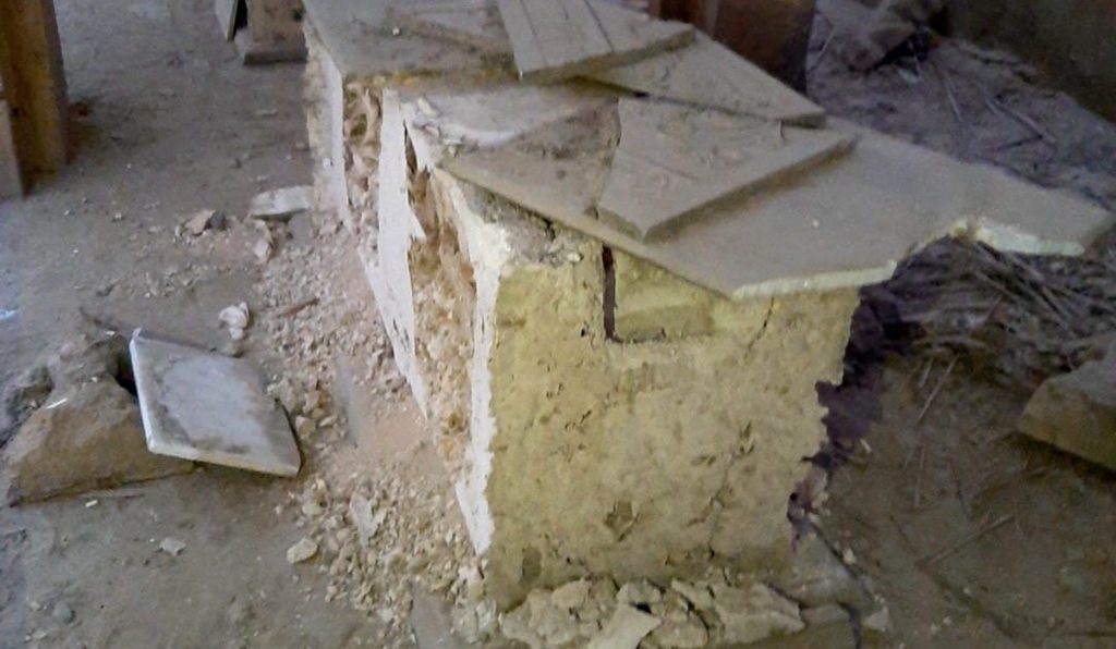 المقبرة بعد السرقة تصوير حسام عبدالعظيم 1 1080x628 1
