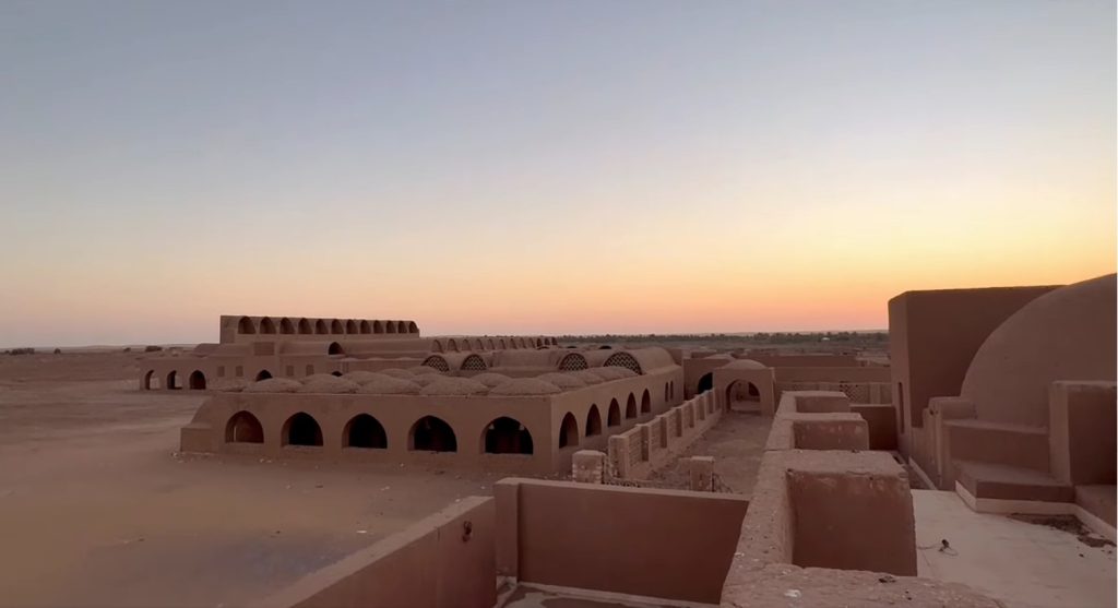 8978 قرية حسن فتحي باريس